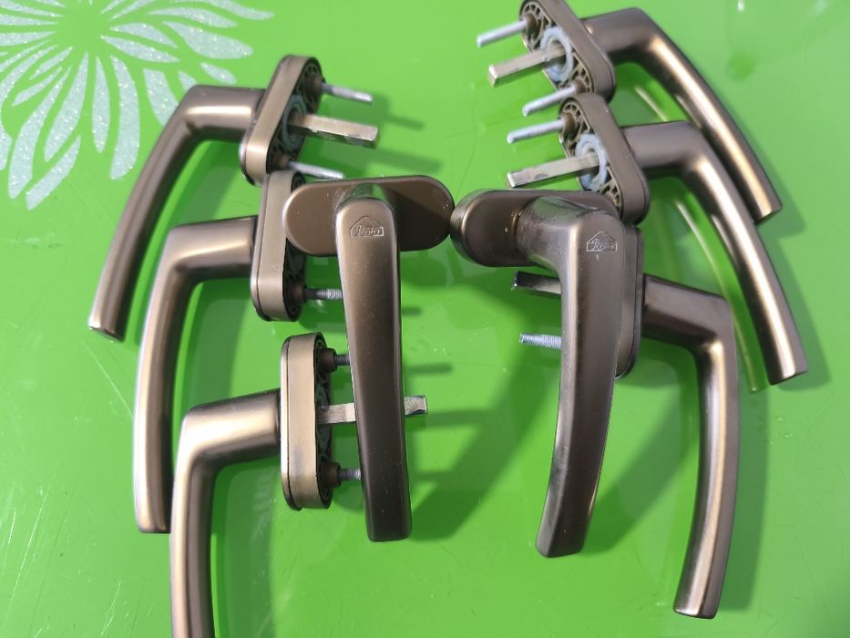 Klamka do okien stare zloto  Roto