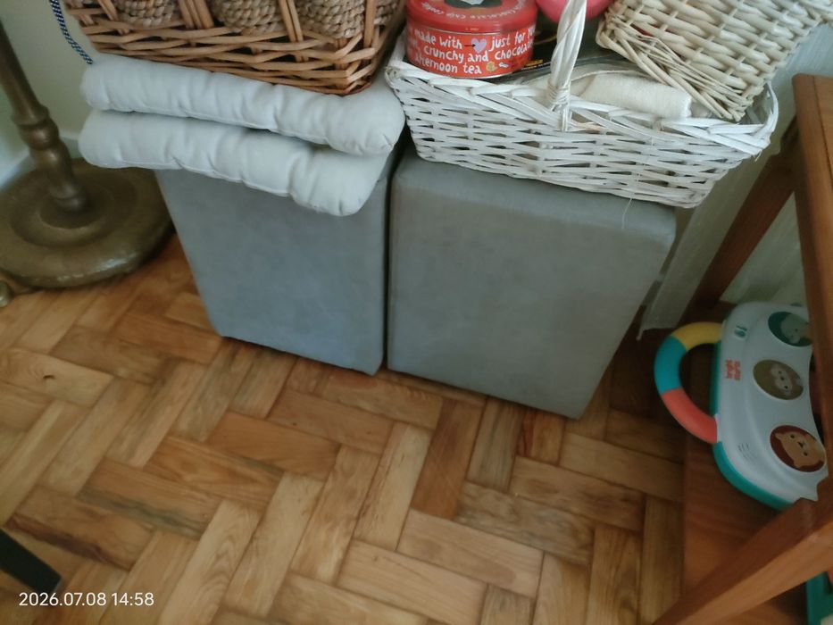 Sofá com chaise longue
