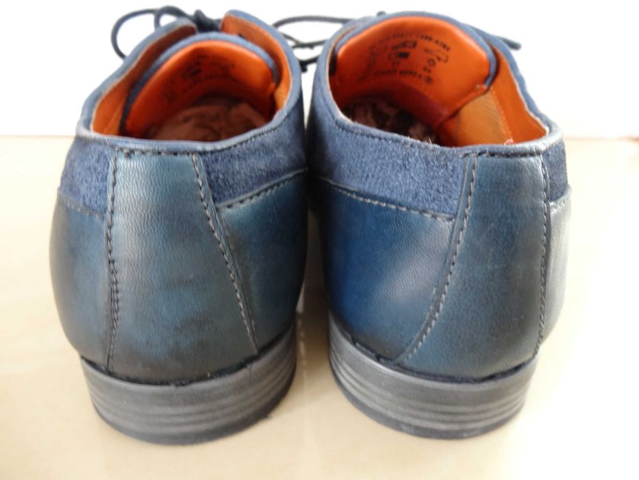 Buty BUGATTI roz 42 Pantofle Biznesowe