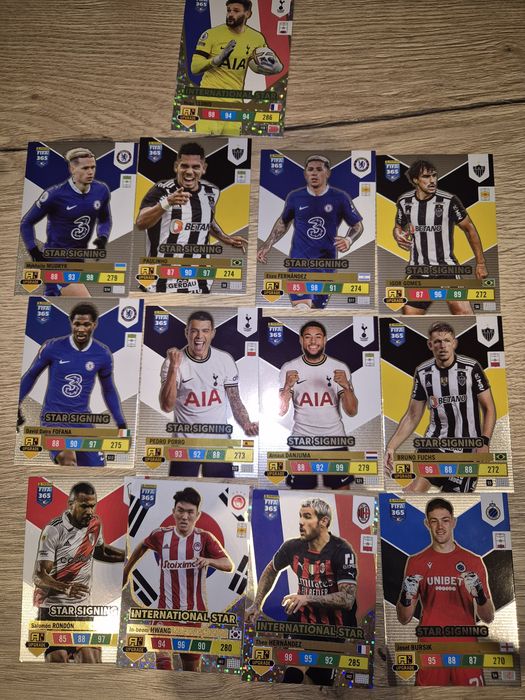 Karty piłkarskie PANINI