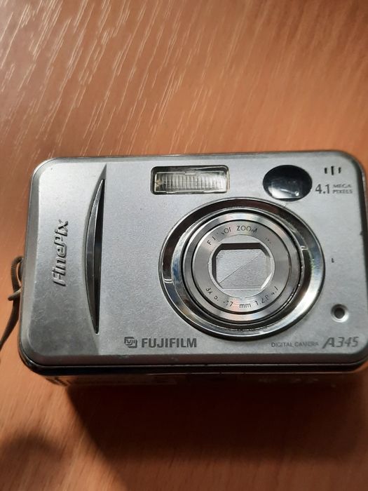 Фотоаппарат Fujifilm FinePix A345  Nikon.