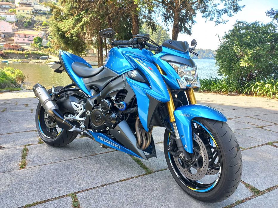 Suzuki GSX S 1000