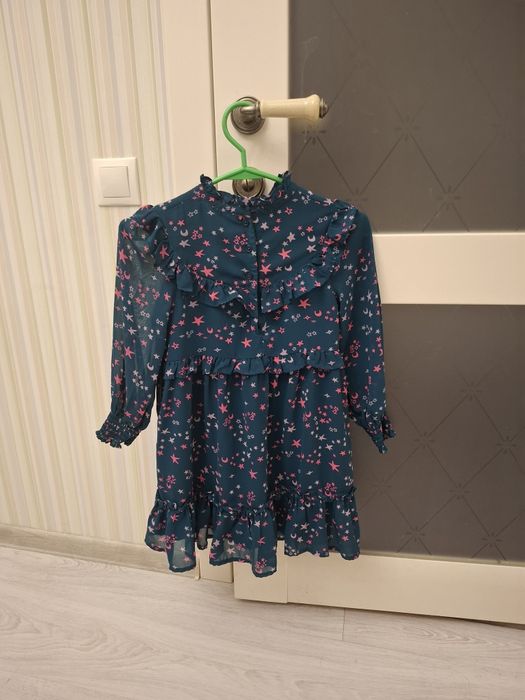 Сукня M&S на 6-7 років 122