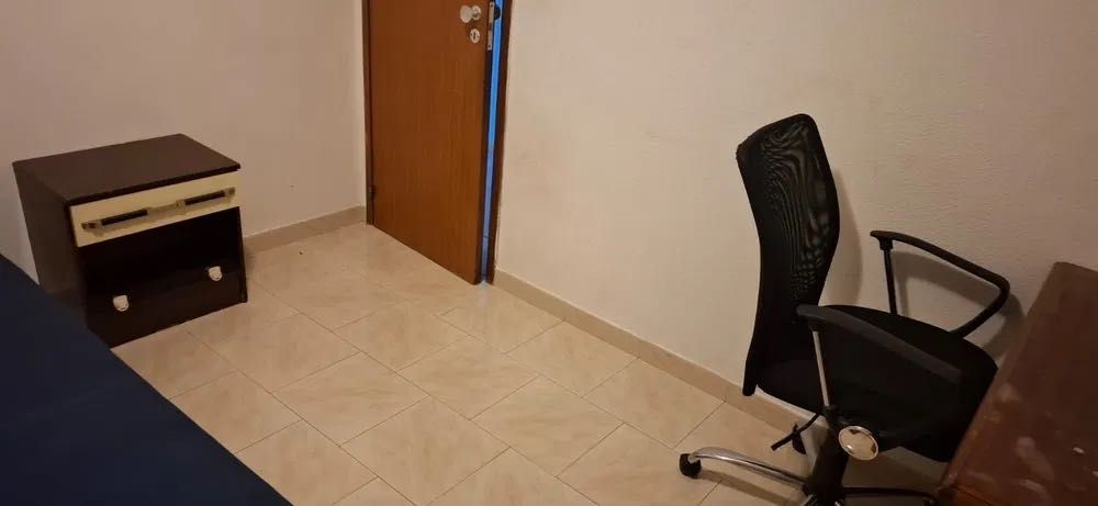 Quarto em Santo António dos Cavaleiros - Loures