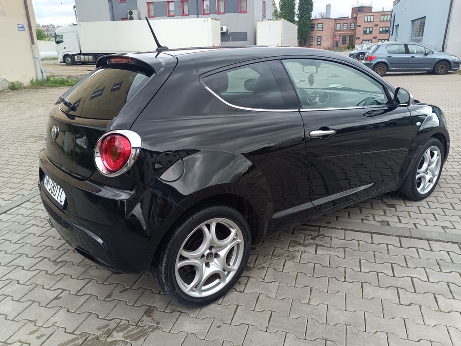 Piękna Alfa Romeo Mito po kolizji