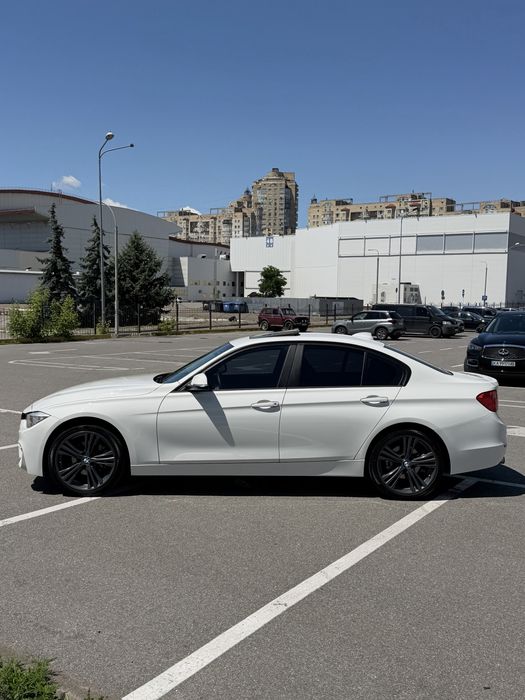 Продам BMW f30  2015