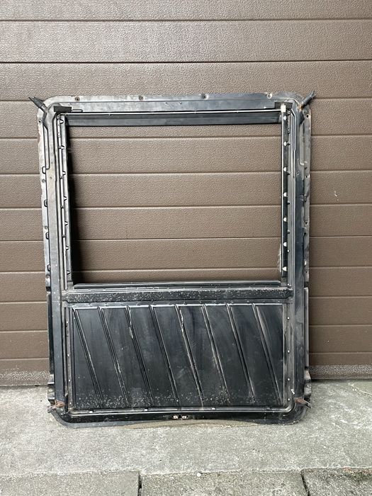 Szyberdach do Mercedesa w123