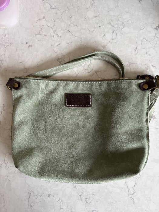 Mala verde pele de camurça