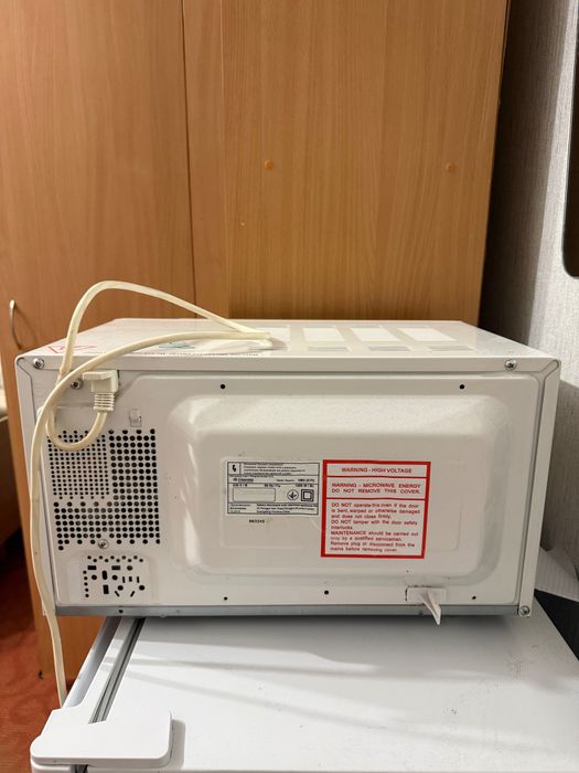 Мікрохвильова піч HANSA