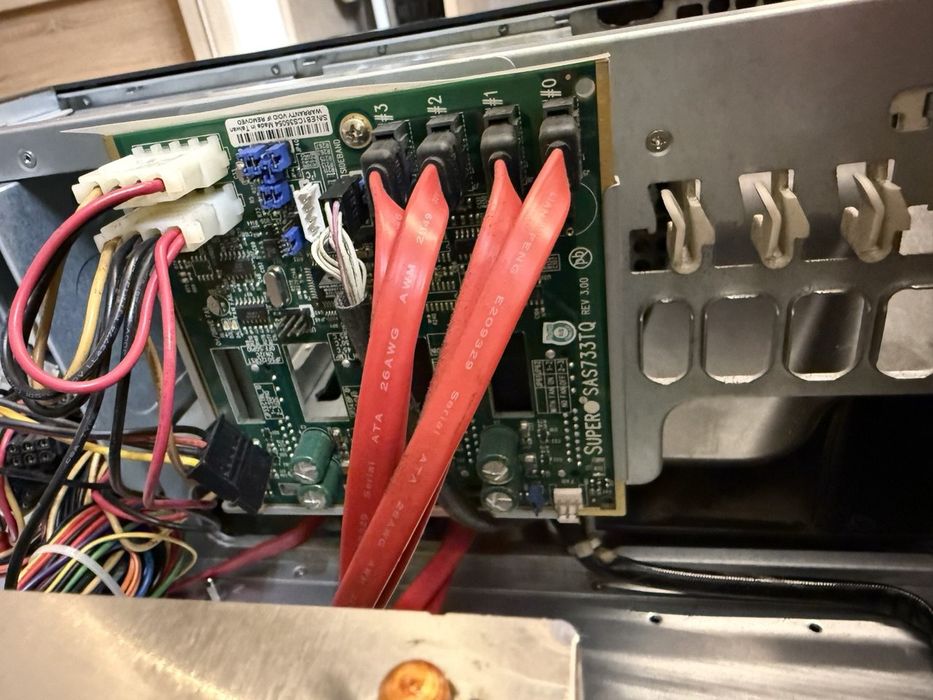 Сервер Supermicro X8DTL‑6F 2×Xeon E5620 32ГБ 2×4 ТБ HDD