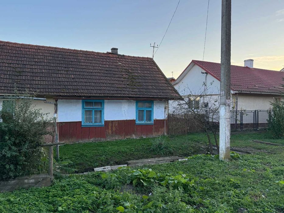 Продаж половини будинку з ділянкою в с. Довге, Дрогобицький р-н!