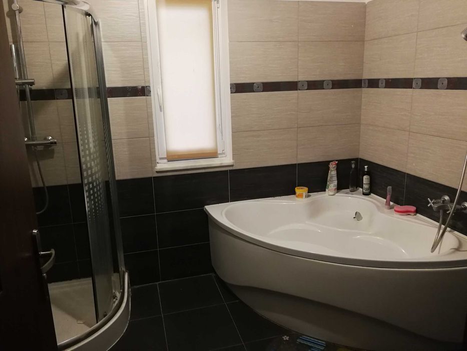Przestronny dom w Centrum Żukowa wynajmę