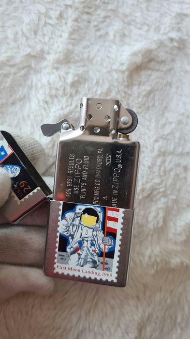 Zapalniczka Zippo First Moon Landing 1969. 1997r. Nowa.