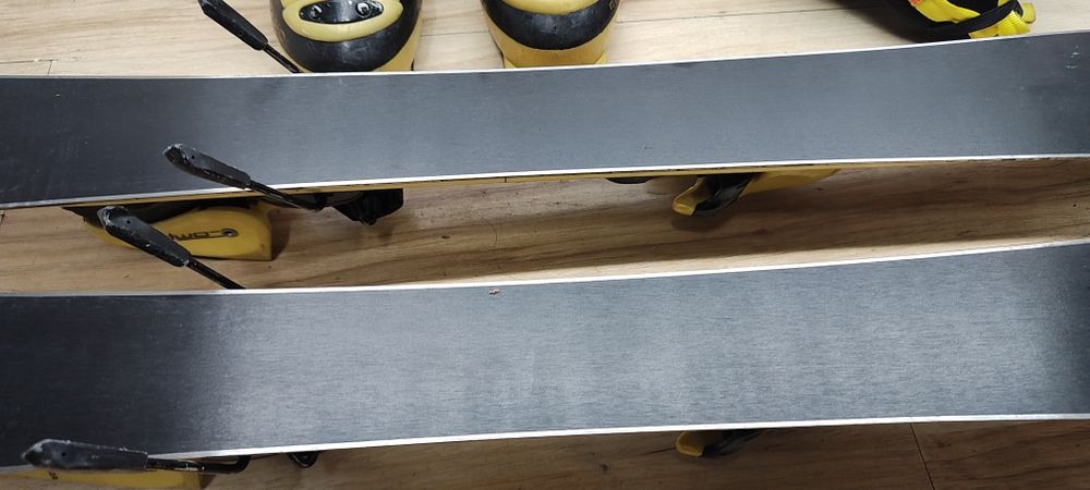 Komplet Narty 80 cm Rossignol Buty r-30 Kask GRATIS