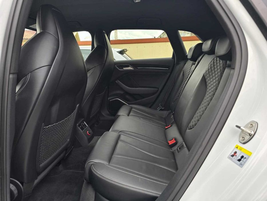 Audi S3 sportback 8v Ss line plus 2.0tfsi 300cv "full extras"