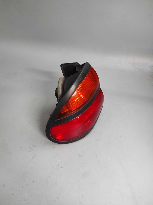 RENAULT Laguna I, OE: 770.0420.122, Lampa tylna lewa VALEO, Oryginał!