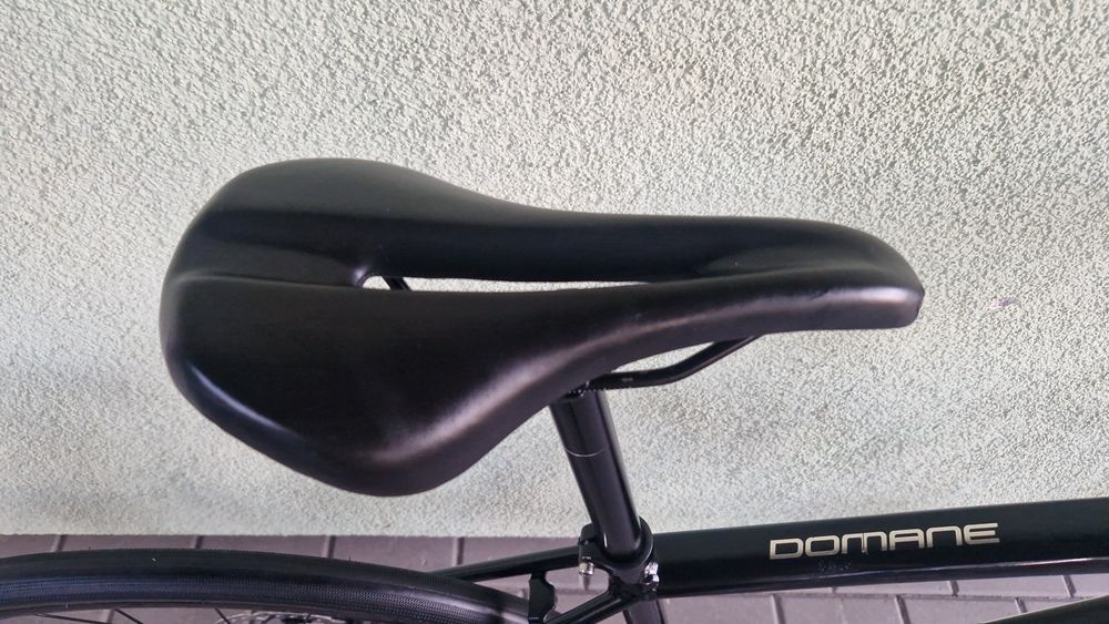 TREK domane AL4 gravel road+ sztywne osie r54 gravel HYDRAULIKA