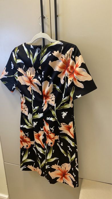 Elegancka Sukienka Hugo Boss