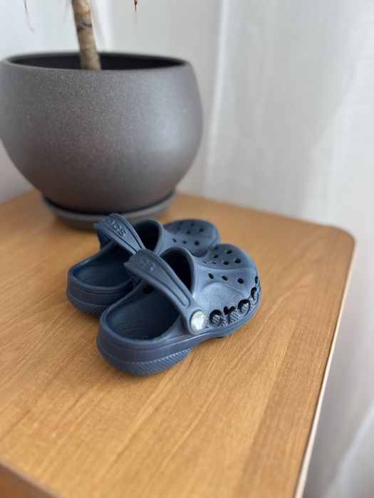 Сандалі crocs C8