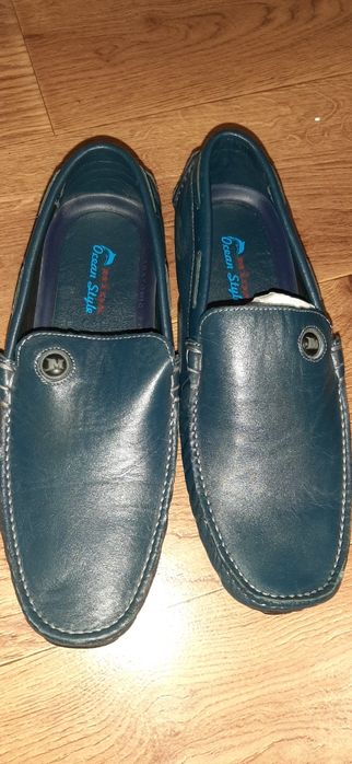 Чоловіче літне  взуття , нове