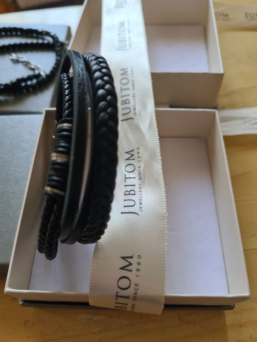 Bransoletki na rękę Jubitom