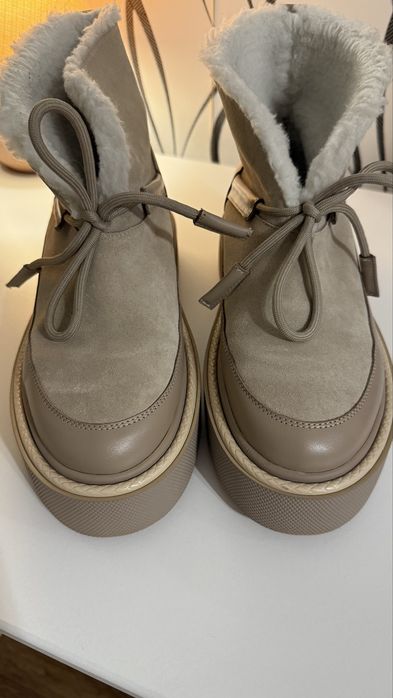 Продам зимові черевики на платформі