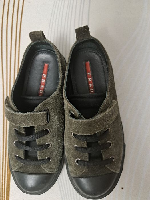 Замшевые кеды Prada