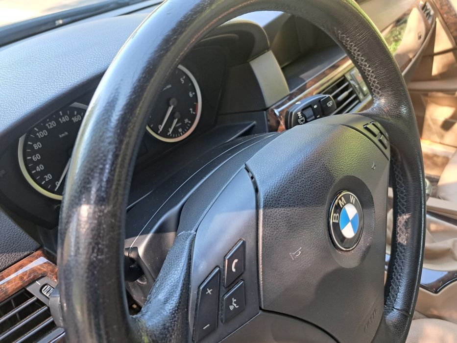 Sprzeda Bmw e60 2.2b