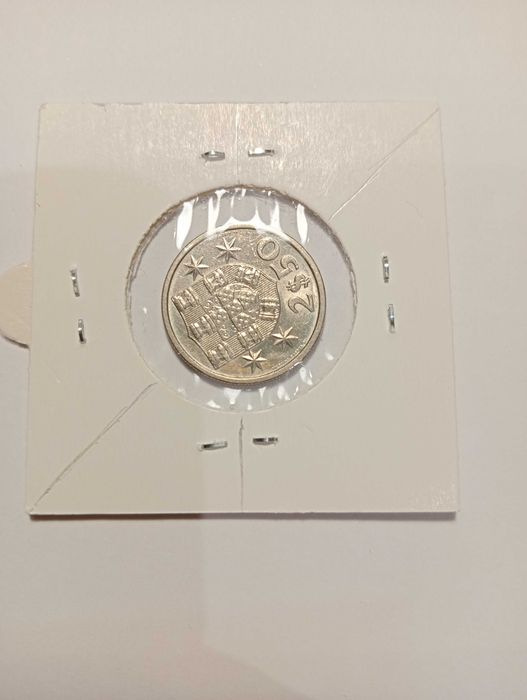 moeda 2,50 escudos 1983 rara