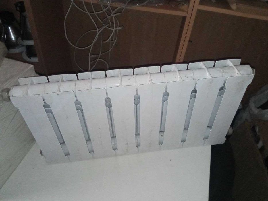 Радиатор отопления на 8 секций