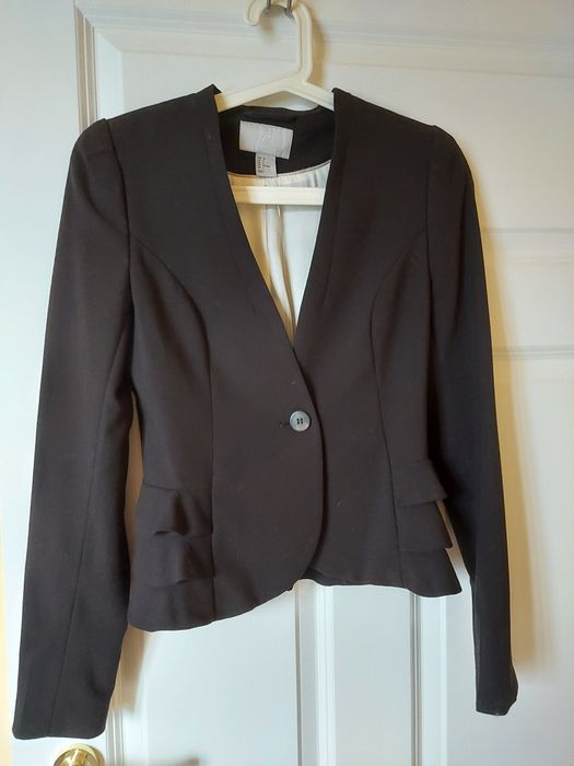 Piękny elegancki żakiet 36