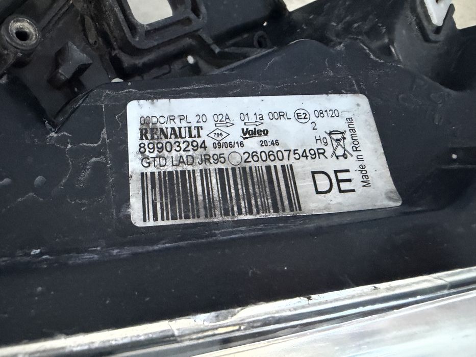Фара передняя ксенон Renault Senic 3