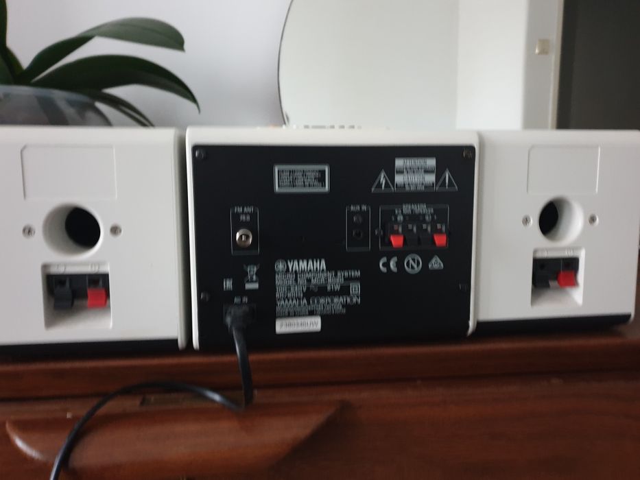 Mini aparelhagem Yamaha MCR B020 avariado,não liga.