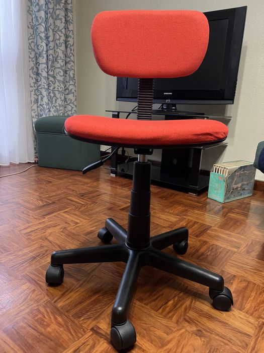 Cadeira para escritório vermelho
