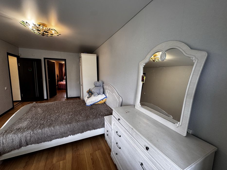 Продаж 3к .квартири з ремонтом ,в мрн .Артема !