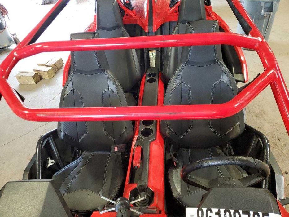 2015 POLARIS SLINGSHOT SL рідкісний варіант 4 місця