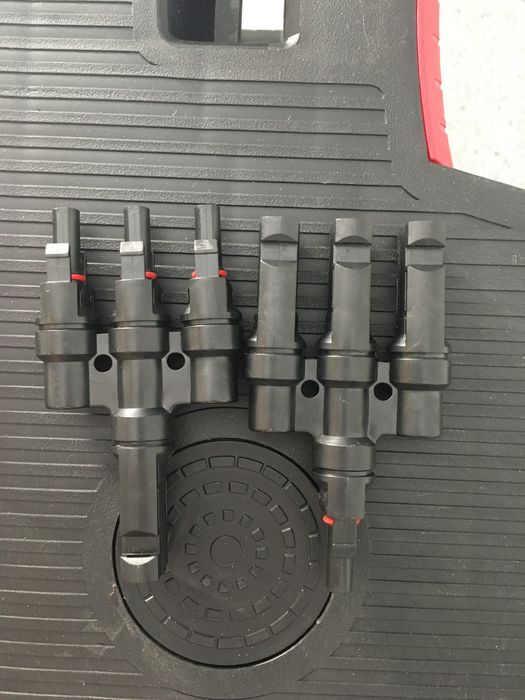 Solar panel connector 3x164286064966018120