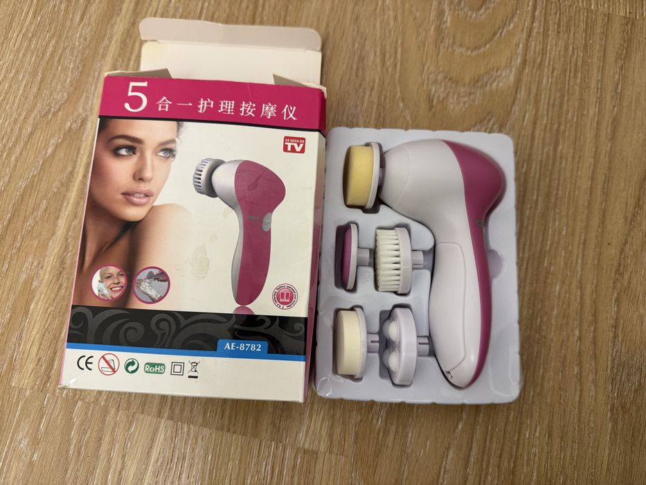 Масажер для обличчя 5 в 1 AE-8782 Beauty Care Масажна щітка
