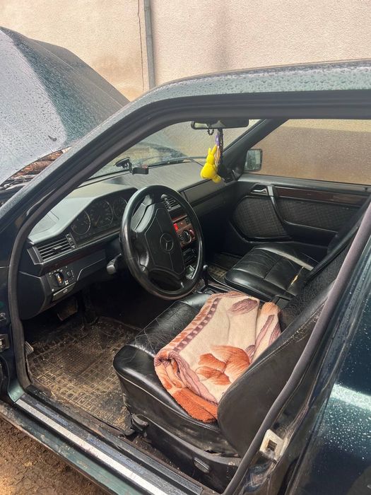 Продам Мерседес  124