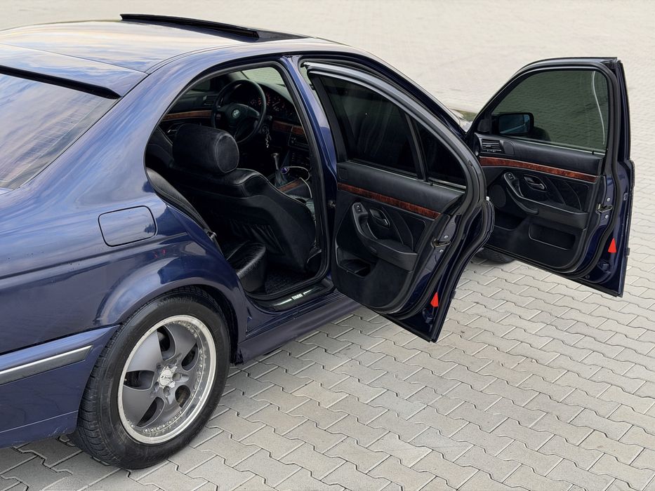 BMW 5 series E39 528i ‼️
