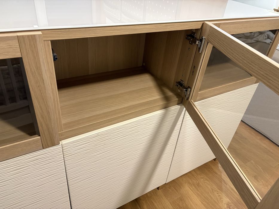 Estante com 6 portas - IKEA