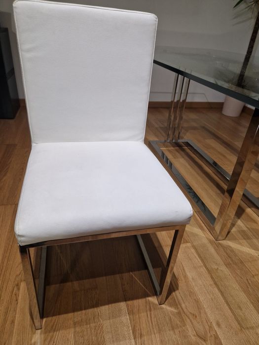 Antarte: Mesa de vidro. Paços de ferreira: 6 cadeiras