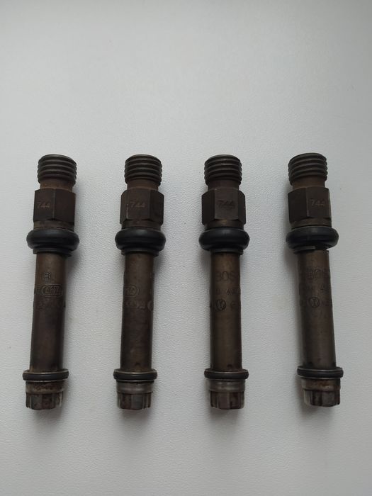 Форсунки Фольксваген гольф, Ауді мотор 1.8GX 437502026