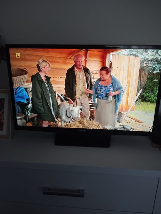 Telewizor Samsung 32" Model: UE32H4000AW