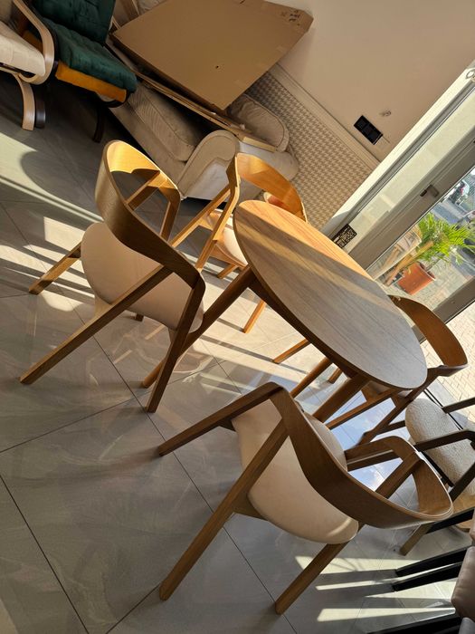 ZESTAW STÓŁ FI 100 cm + 4x krzesło drewniane