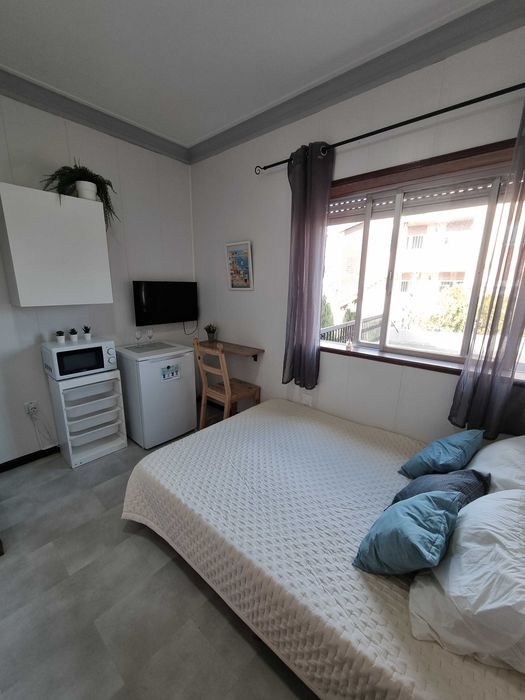 Quarto p/ Solteiro ou Casal Maia/Barca REF.Q2