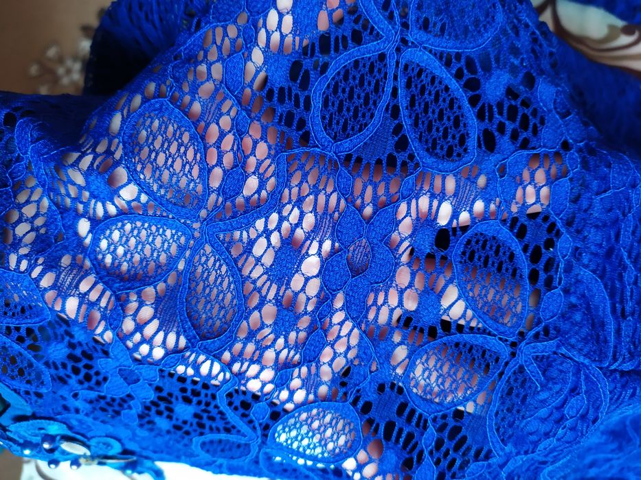 Вечірня випускна сукня