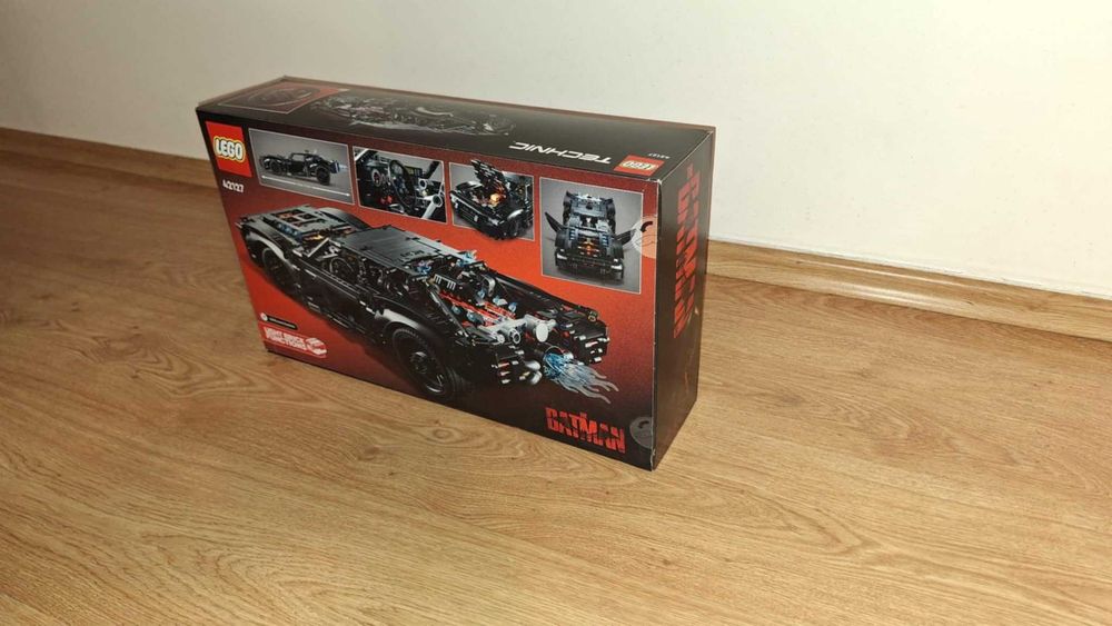 LEGO Technic 42127 - BATMAN - BATMOBIL