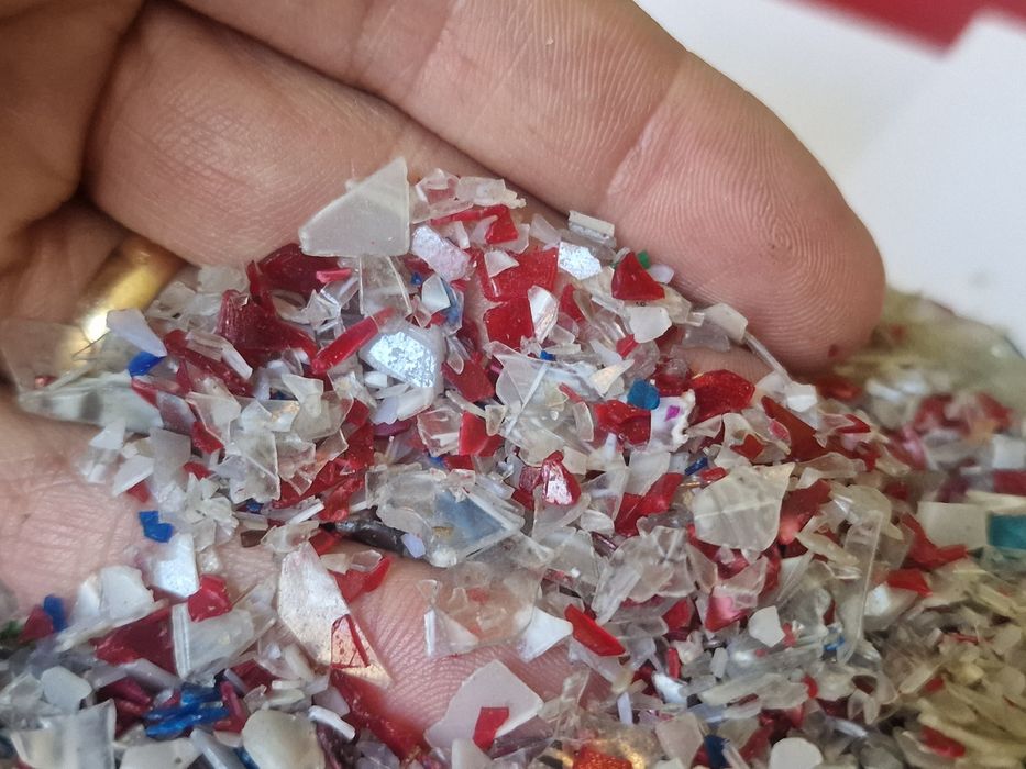 PVC reciclado (lavado e seco) cada tonelada