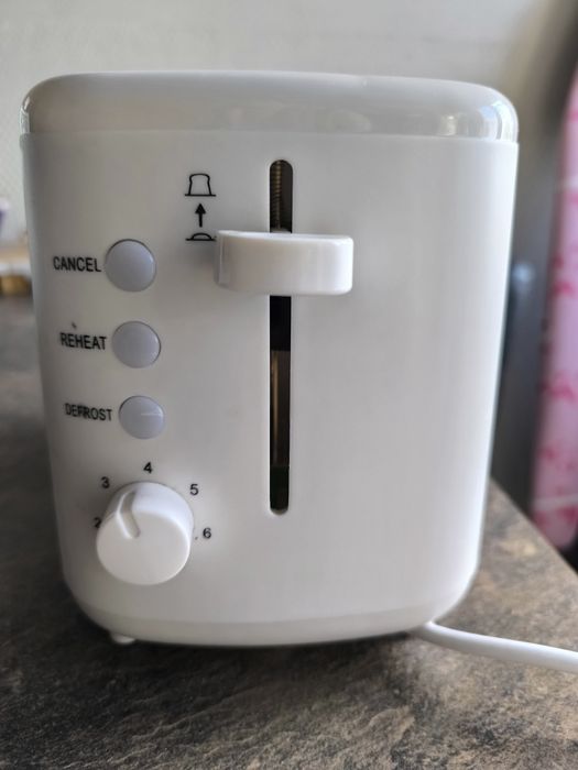 Toster z firmy Hoffen